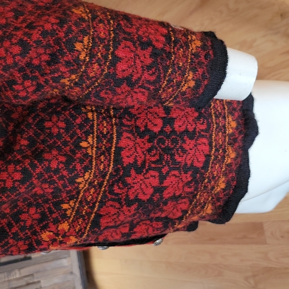 Vintage Dale of Norway button front cardigan - Picture 7 of 16